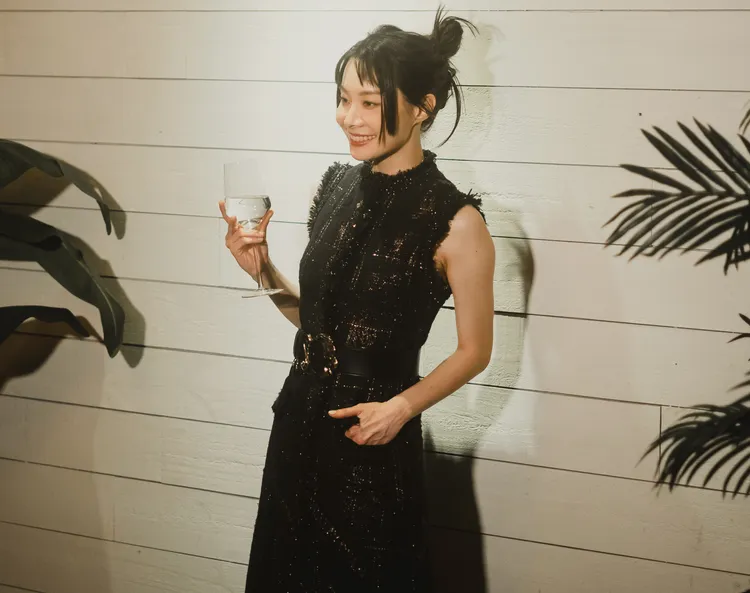 鄭宜農拿下金曲2項大獎，難藏內心喜悅。經紀人提供