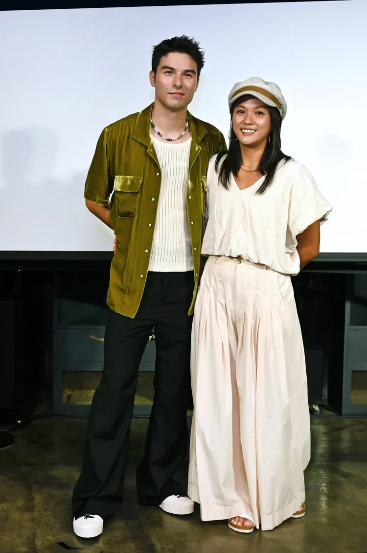 鳳小岳昨舉辦聽歌會，他的愛妻現身力挺。環球唱片提供