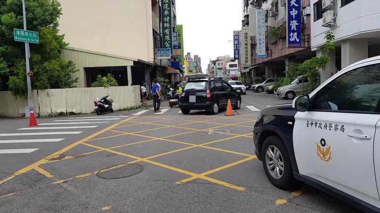 事故路口沒有紅綠燈。民眾提供