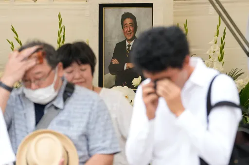 安倍晉三遇刺1周年忌日追悼 男持可疑「槍狀物」遭警制伏