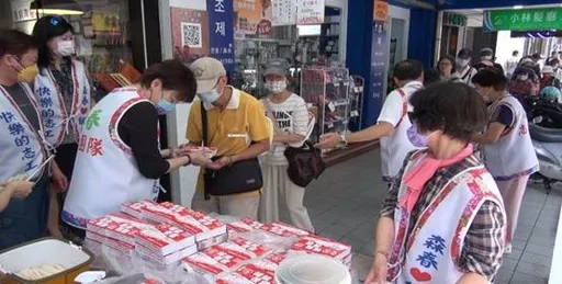 涼蓆業者善心公益！逾萬愛心飯包送溫暖　民眾自發加入志工