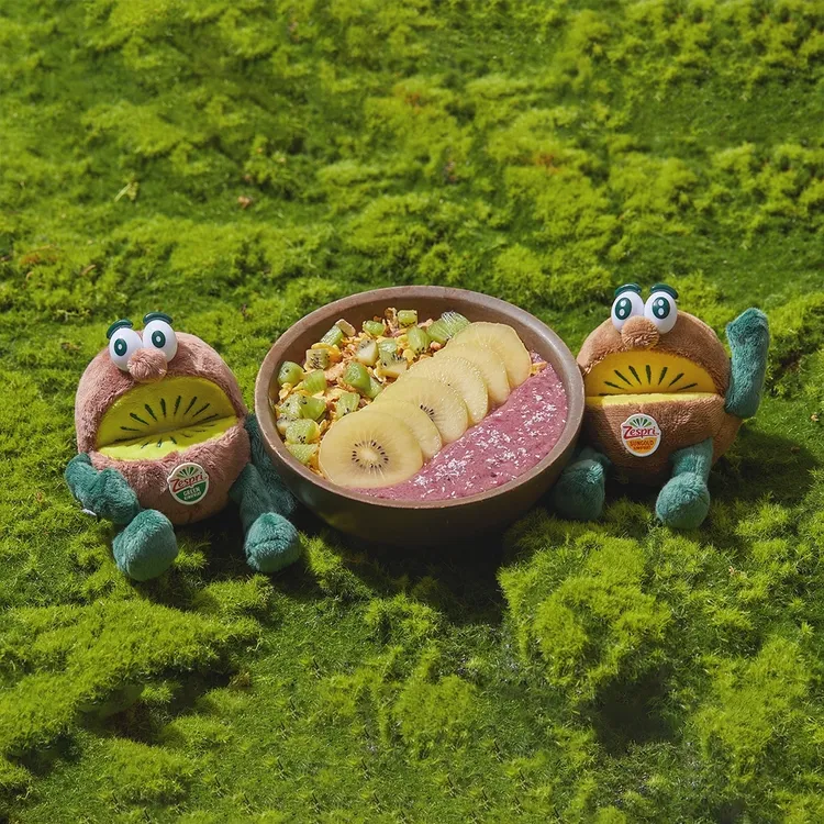 Zespri x 貳樓聯名餐點 - Kiwi Super Pink Bowl 陽光美莓奇異果優格碗。Zespri提供