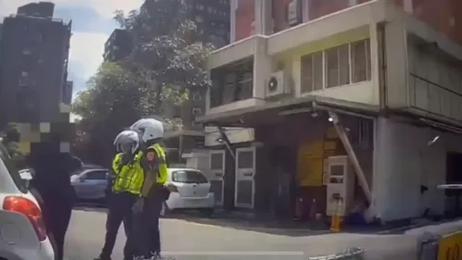 萬安演習故意下車趴趴走！內湖刁民講不聽　警祭首張罰單！至少噴3萬