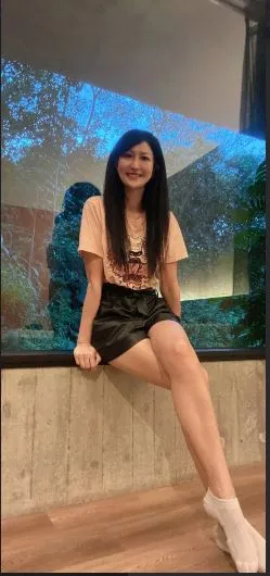 外型亮麗的諶亦聰有著「教育局林志玲」的稱號。教育局提供