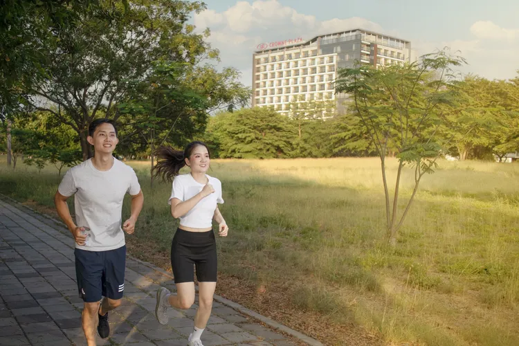 台南大員皇冠假日酒店9月迎接六周年慶 健走活動開放報名。台南大員皇冠假日酒店提供