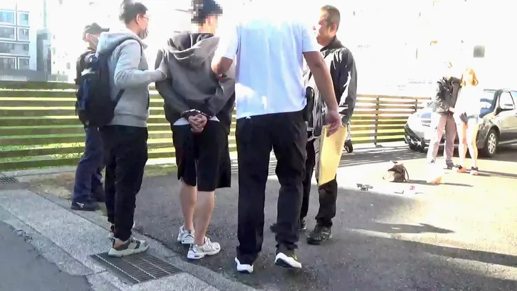 吳男落網一肩扛起，換女友交保。讀者提供