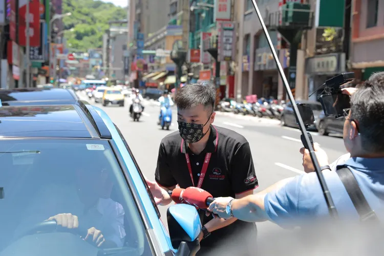 交通處長王圳宏指出，本項服務經市府公告招標，評選由台灣大車隊辦理，代泊車輛將停放於基隆港西三停車場。翻攝照片