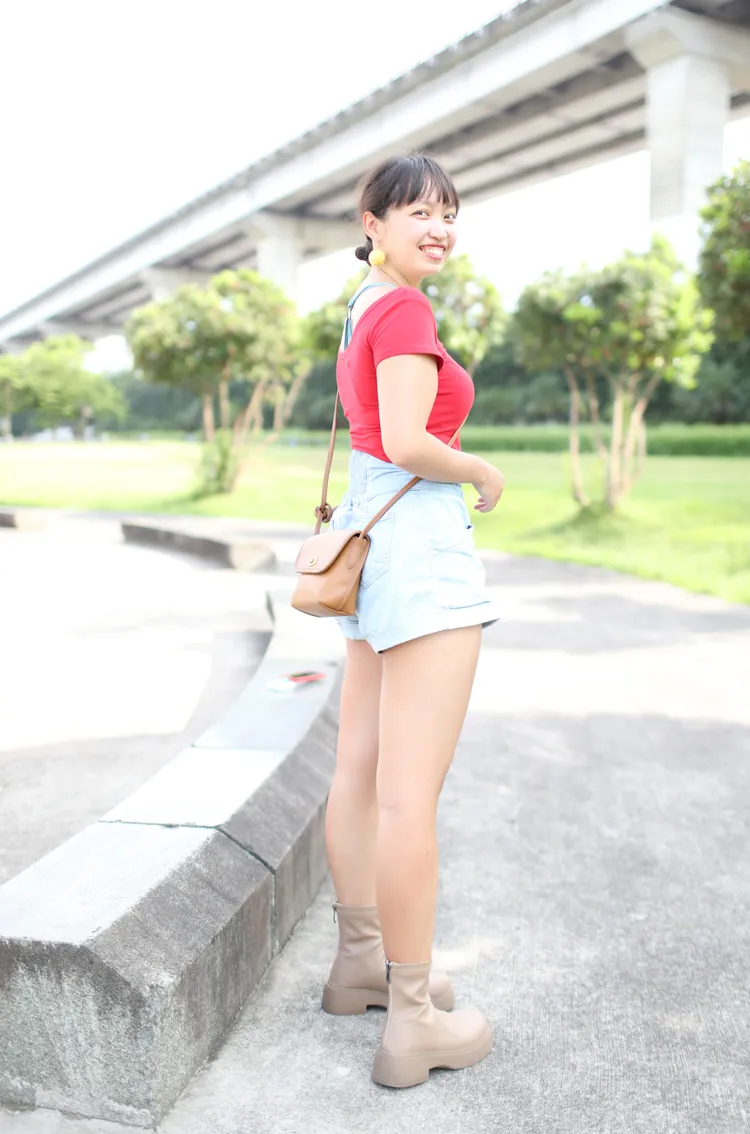 小香菇喜愛水上運動，她IG裡的比基尼照片可證所言不虛。鄭孟晃攝