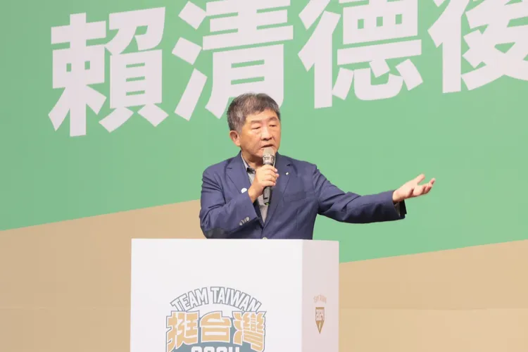 陳時中現身力挺，用行動打破小英之友會跟賴清德不合傳言。賴辦提供