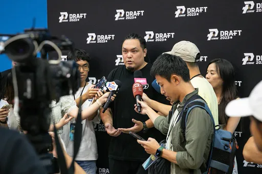 周崇偉認錯！對啦啦隊員做「荒唐行為」　但另外這事已經報案爭清白