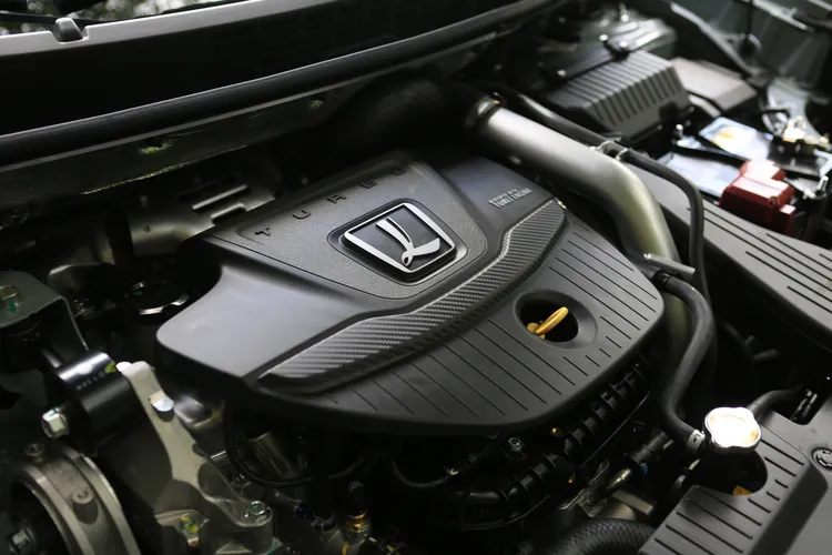 Luxgen U6 NEO標榜以75.8萬元起的預算，就能擁有202匹馬力的性能輸出。林浩昇攝