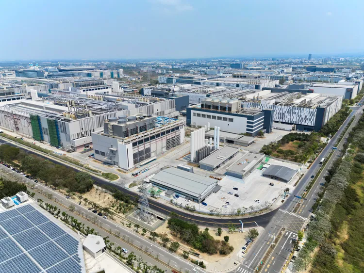 南科營業額在今年前4月超越竹科，高居全科學園區之首。清景麟提供