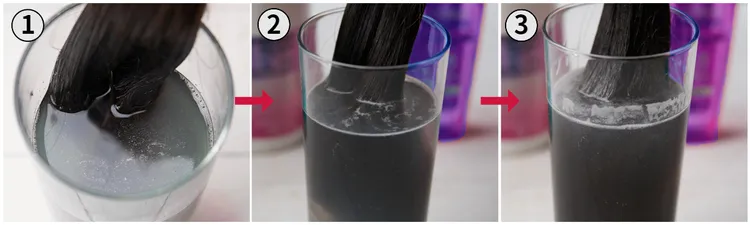 ▲油膩髮一浸泡到洗髮水中，雜質就馬上浮現，約5分鐘後，可明顯看見油珠浮出，淨澈清爽。