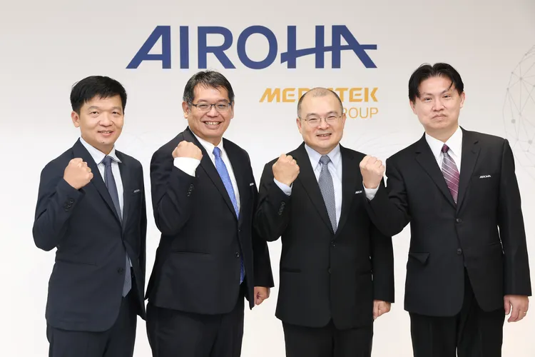 左起為達發執行副總暨固網通訊事業群總經理王博民、資深副總暨無線通訊事業群總經理楊裕全、董事長謝清江、發言人謝孟翰。業者提供