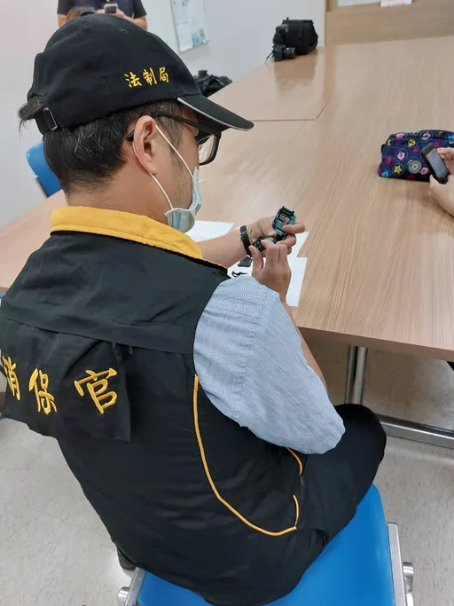 智慧手錶爆炸起火證實「Hero Watch」 男童「錶帶脫不下來」釀嚴重燒燙傷