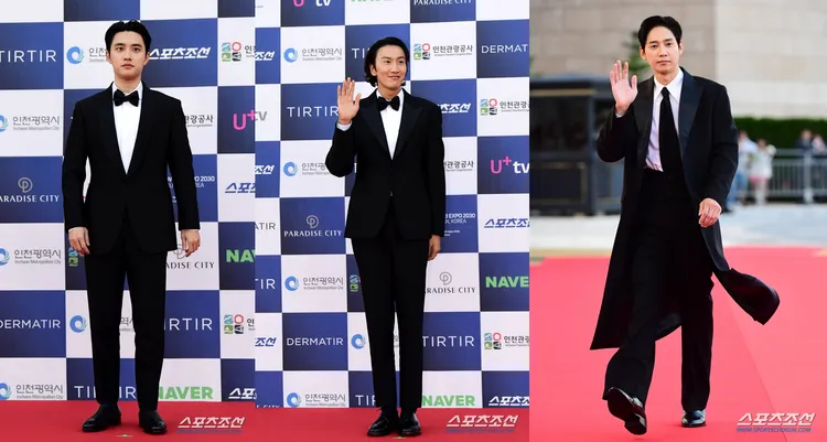 D.O.（左圖起）、李光洙、朴成焄以不同的黑色西裝踏上星光大道。翻攝朝鮮體育