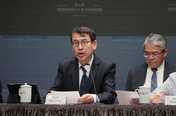 行政院發言人林子倫主持院會後記者會。彭欣偉攝