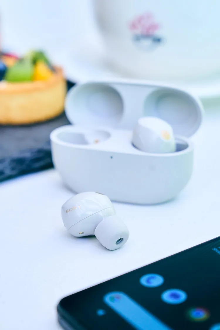 WF-1000XM5只需3分鐘快速充電即可提供長達60分鐘的播放時間。Sony提供