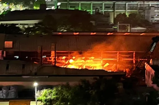高雄壓克力大廠「塑美貝」又燒了 復燃原因曝光!火勢20分鐘即控制