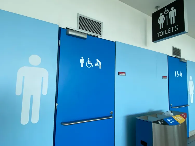 布拉格機場廁所可免費使用。陳怡文攝