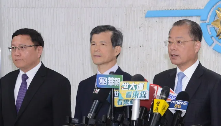 李西河（中）將升任警政署副署長。翻攝畫面