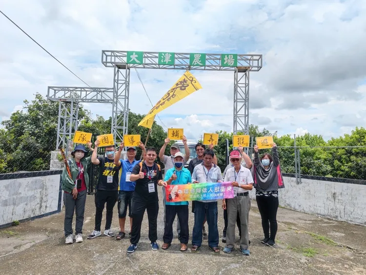 林務局補助農民架設電圍網防猴。翻攝畫面