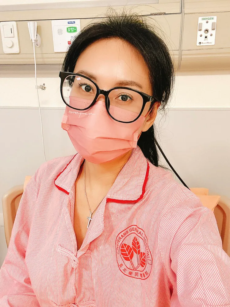 洪曉蕾向大家報平安。翻攝洪曉蕾臉書