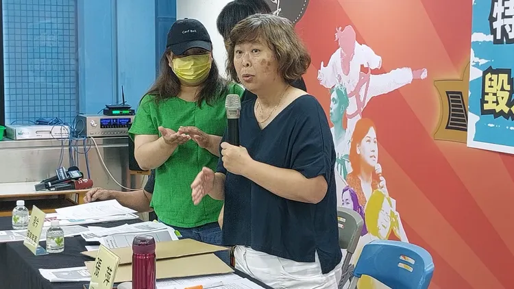 人本質疑，請假、輔導期和調校，是不適任老師的三大避風港。凃建豐攝