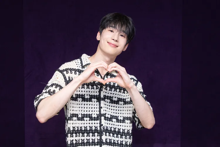 韓勝宇被台灣訪問自在的氣氛嚇到，覺得很親切很好。COME ON JKSSP提供