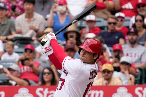 大谷翔平丟完頭盔敲第36轟　天使力退海盜