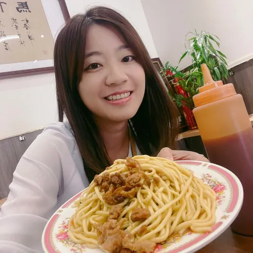 民進黨中三立委選將謝子涵 返鄉先做這事!問網友「加東泉或源美」