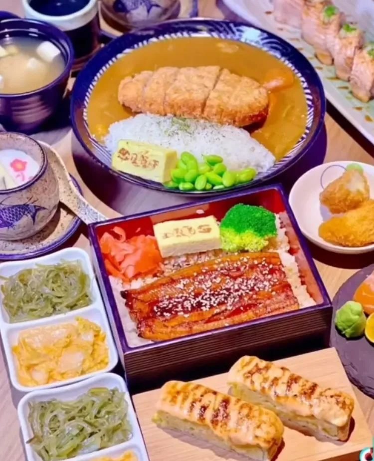 厚實鰻丼、豬排丼整體CP值高。TikTok@roseforever1 提供