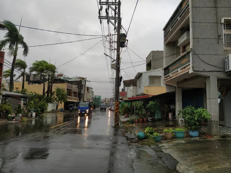 安南區傳出淹水災情，於上午８時許退水。市府提供