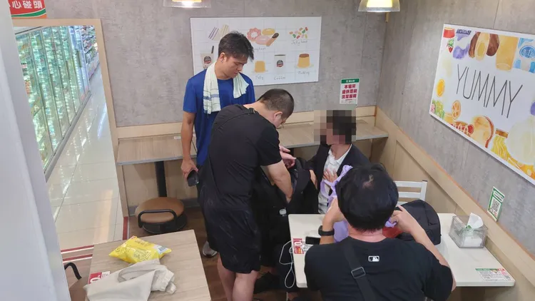 警方埋伏逮人。翻攝畫面