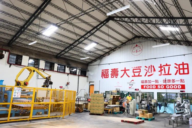 福壽實業規劃3年斥資10億更新廠房產線。彭欣偉攝