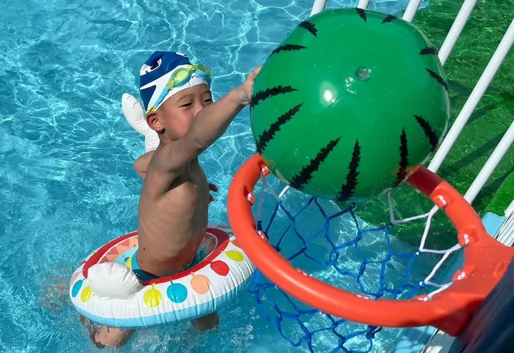 頑皮世界今年夏天開放「綠洲水樂園」。園方提供