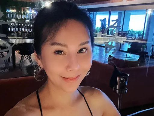 名模洪曉蕾驚傳西班牙插管急救 前夫王世均證實「未明顯好轉」