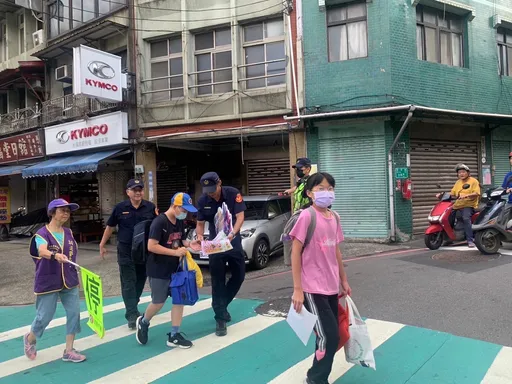 暑假結束開學了!基隆市警局啟動「護童專案」 加強校園周邊巡守、違規取締