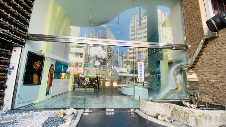 趙姓負責人表示，事後找到賴男的公司，這才發現現場已經人去樓空。民眾提供