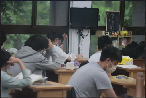 快開學了!北市中小學校園取消口罩令 師生自主管理期間仍要戴