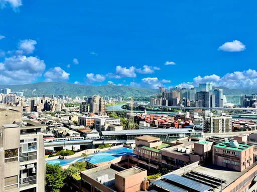 東區核心加公辦都更推動 北捷忠孝復興站單坪均價近百萬