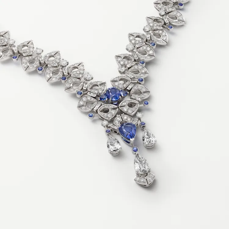 Onja藍寶石項鍊，約3300萬元。品牌提供