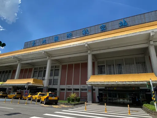 蘇拉走了仍亂交通！今國內外線取消13架次　127航次停航