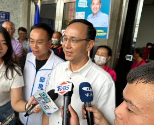 張榮味挺郭台銘連署!他帶侯友宜親訪餐敘 朱立倫有信心:會成為團結助力