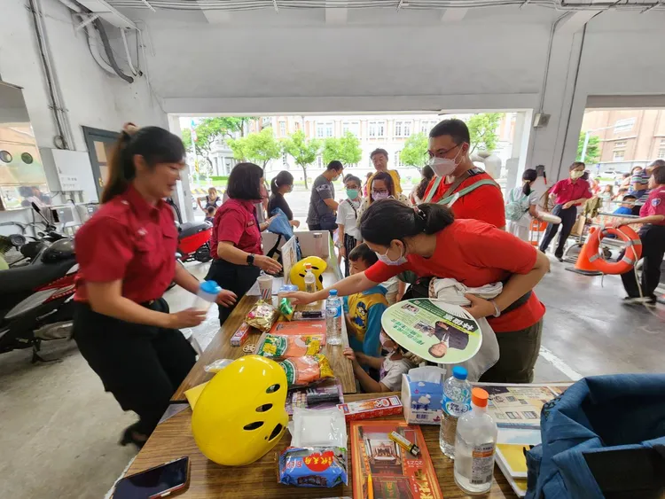 現場安排三大主題闖關體驗。第七大隊提供