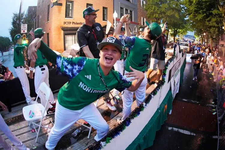 代表美國西北區參賽的華盛頓州西雅圖隊。美聯社