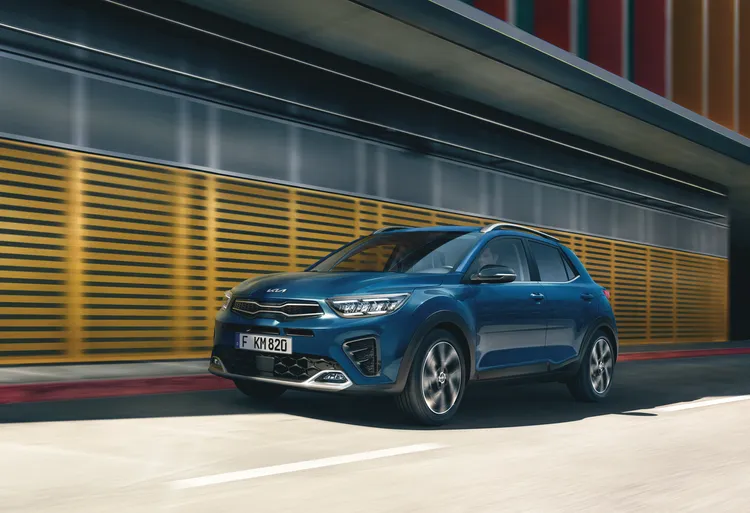 Kia Stonic全車系搭載Smartstream 48V Mild Hybrid動力系統，，擁有優異的19.9km/L的平均油耗表現。原廠照片