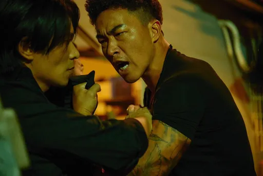 郭泓志掐住姚淳耀脖子往牆砸 范逸臣見狀當場傻眼