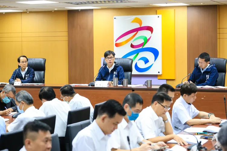 陳其邁今主持治安會報，感謝所有基層警察同仁的努力及付出。翻攝畫面