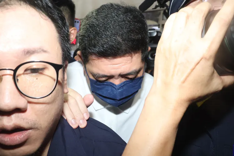 NONO一路由法警護送。彭欣偉攝